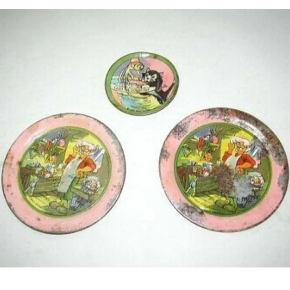1939 Ohio Art Disney Pinocchio Child’s Tin Tea Set - Picture 8 of 9